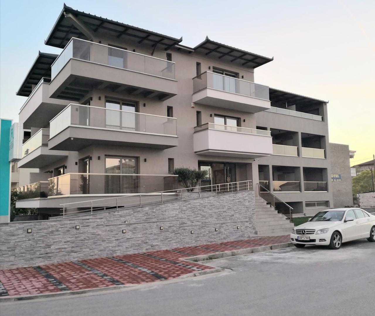 Riviera Olympus Gods Hotel Paralia Katerinis Exterior photo
