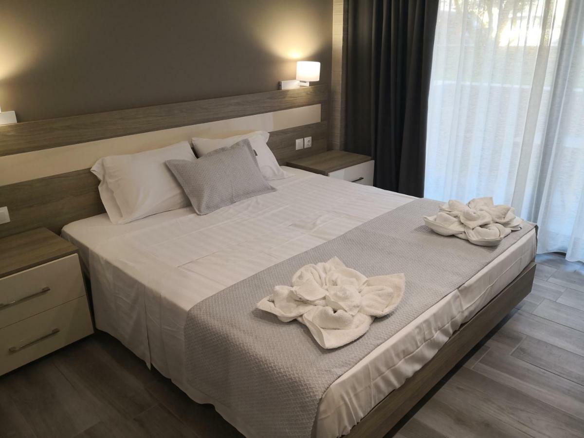 Riviera Olympus Gods Hotel Paralia Katerinis Exterior photo
